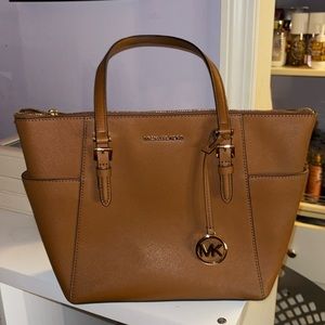 Michael Kors tote